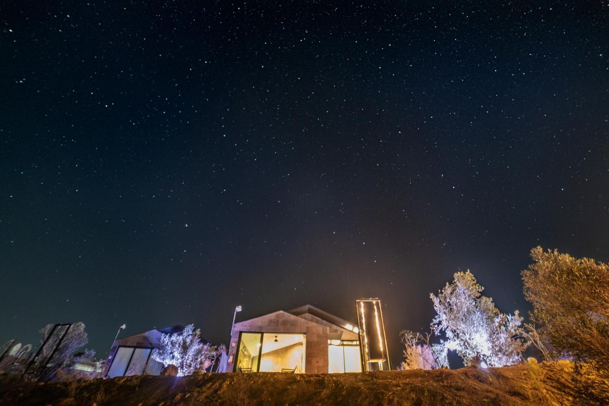 Bajo Estrellas Hotel Contemporaneo 장크트 고아르스하우젠 외부 사진